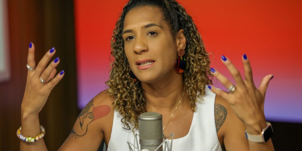 ministra-pede-apoio-para-implementar-propostas-publicas