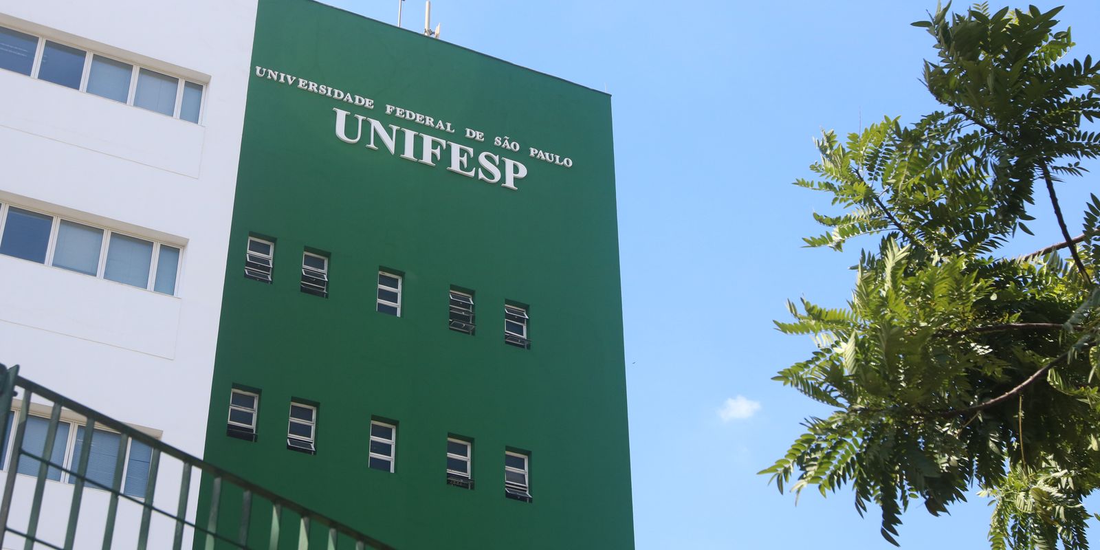 policia-federal-faz-operacao-em-santos-contra-ameacas-a unifesp