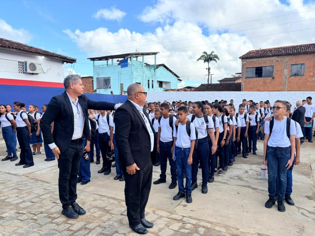 ibirataia-prefeitura-inaugura-a-unidade-de-ensino-civico-militar-com-gestao-compartilhada-no-colegio-jose-firmino-da-silva
