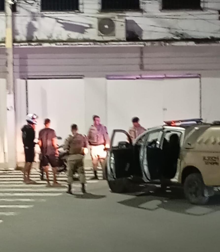 pm-realiza-acoes-educativas-contra-motos-com-escapamento-irregular-em-ibirataia