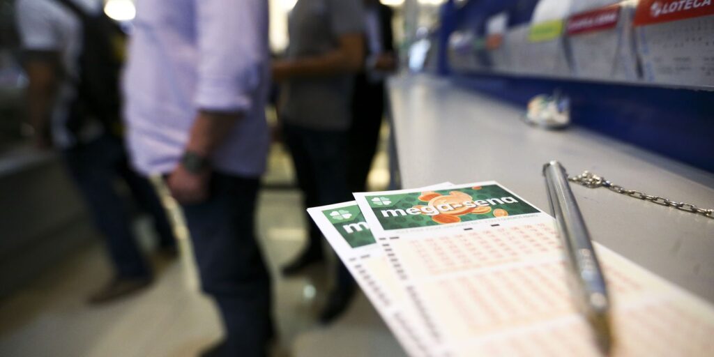 mega-sena-acumula-e-premio-principal-vai-para-r$-8-milhoes