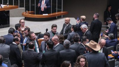 pl-da-dosimetria-beneficia-criminosos-comuns,-dizem-especialistas