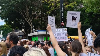 centenas-de-pessoas-em-sao-paulo-pedem-justica-pelo-cao-orelha