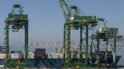 economia-brasileira-cresceu-2,2%-em-2025,-aponta-previa-da-fgv