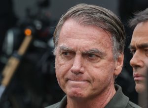 pgr-da-aval-para-bolsonaro-fazer-cirurgia-no-ombro