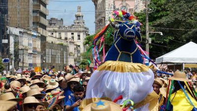 datas-dos-arrastoes-do-arraial-da-pavulagem,-em-belem,-sao-definidas