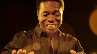 percussionista-paulinho-da-costa-entra-para-calcada-da-fama