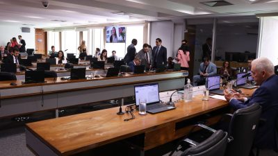 pedido-de-vista-adia-votacao-de-autonomia-financeira-do-banco-central