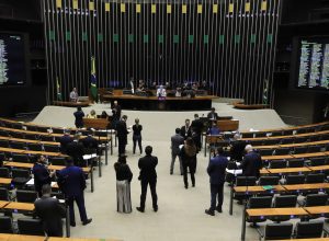 minirreforma-eleitoral-reduz-controle-de-gastos-partidarios;-entenda
