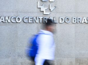 dinheiro-de-clientes-do-master-migrou-para-bancos-maiores,-informa-bc