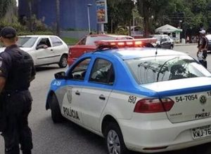 em-cinco-dias,-dois-pms-do-rio-morrem-com-tiros-de-fuzil-na-cabeca