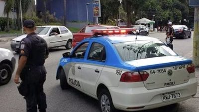 em-cinco-dias,-dois-pms-do-rio-morrem-com-tiros-de-fuzil-na-cabeca