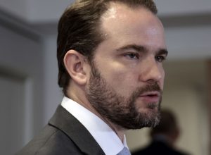novo-desenrola-ja-beneficiou-6-milhoes-de-pessoas,-diz-dario-durigan