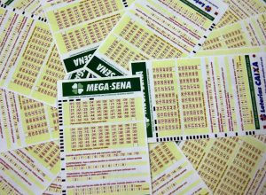 mega-sena-acumula-novamente-e-premio-principal-vai-para-r$-42-milhoes
