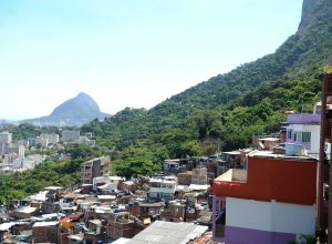 operacao-na-zona-sul-do-rio-tem-6-presos-e-homem-baleado-em-onibus
