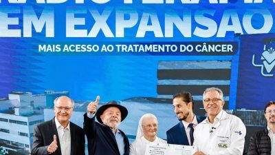 lula-entrega-aparelhos-de-radioterapia-em-sao-paulo