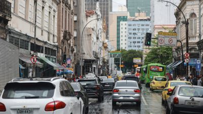 rio:-maioria-dos-carros-roubados-esta-em-areas-controladas-pelo-crime