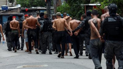 operacao-contencao:-17%-dos-policiais-retiraram-as-cameras-corporais