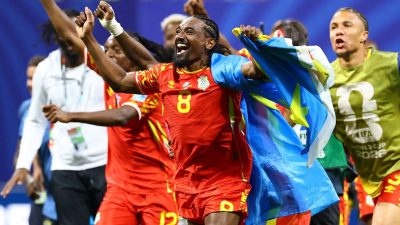 congo-vence-de-virada-e-segue-na-copa,-assim-como-colombia-e-portugal