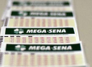 mega-sena-acumula-e-premio-principal-vai-para-r$-27-milhoes