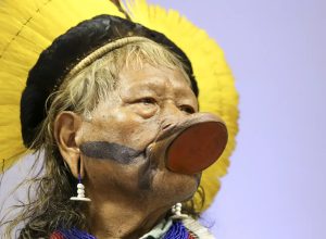 internado,-cacique-raoni-tem-saude-estavel-e-respira-sem-aparelhos