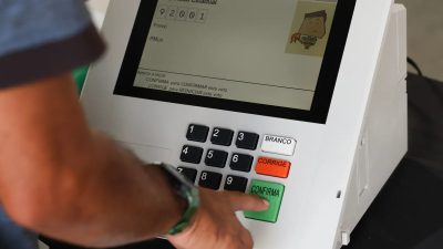 facebook-falha-em-filtrar-anuncio-com-desinformacao-eleitoral,-diz-ong