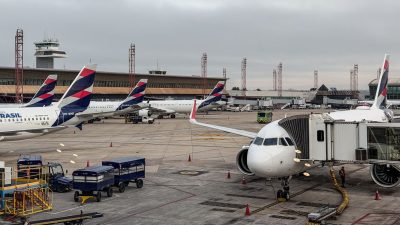 anvisa-atualiza-regras-de-seguranca-sanitaria-para-avioes-e-aeroportos
