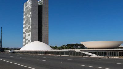 votacao-da-mp-que-zera-“taxa-das-blusinhas”-e-adiada-para-terca