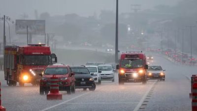 chuvas-e-granizo-voltam-a-castigar-rio-grande-do-sul-e-santa-catarina