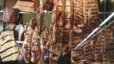 cota-chinesa-faz-exportacao-de-carne-bovina-recuar-27,1%-em-agosto
