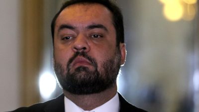 pf-afirma-que-castro-recebeu-adega,-mansao-e-caviar-para-ajudar-refit