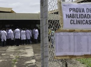 revalida-2026/2:-prazo-de-envio-de-diploma-medico-termina-dia-19
