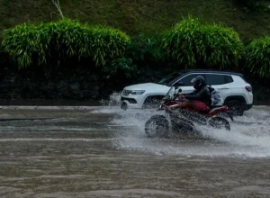 7173-informe-barra-chuva