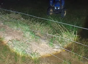 Idoso morre após acidente com trator na BA-284 em Itamaraju